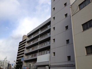 三嶋マンションの物件外観写真